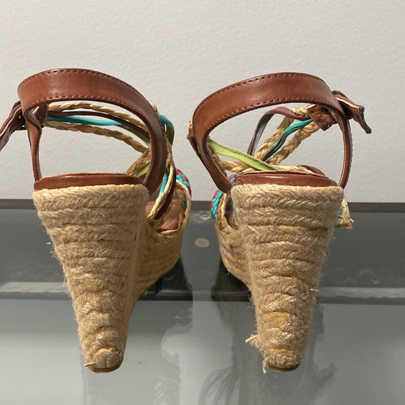 Multicolor wedges - Picture 2 of 2